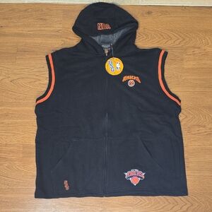 NWT NBA New York Knicks Vintage Style Sleeveless Hoodie Vest XXL